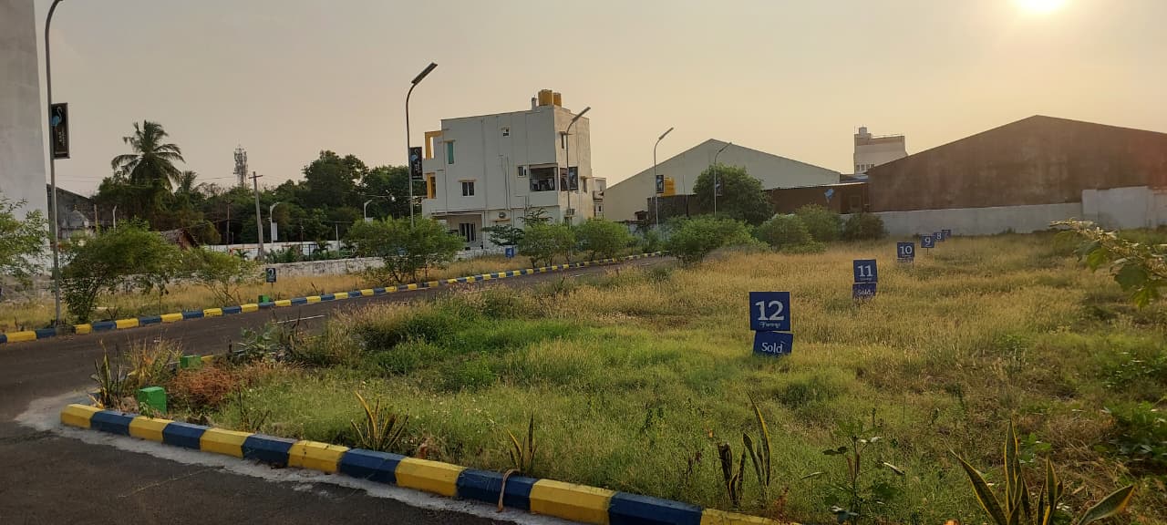 Premium villa plot for sale in Ambattur